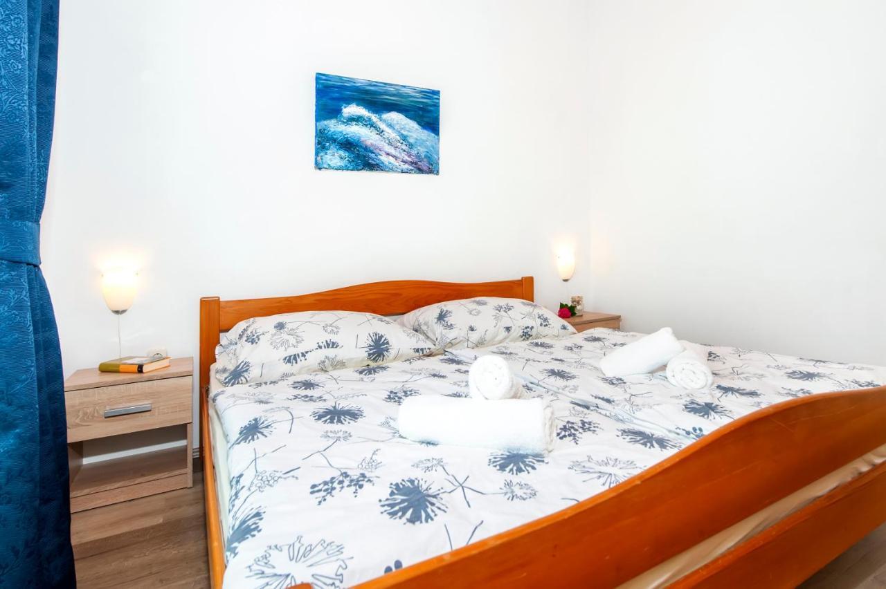 Apartma Near Pelagic Sea View *